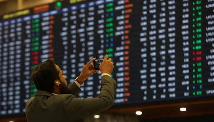 PSX crosses 150,000 for first time as reforms, forecasts lift sentiment PSX crosses 150,000 for first time as reforms, forecasts lift sentiment