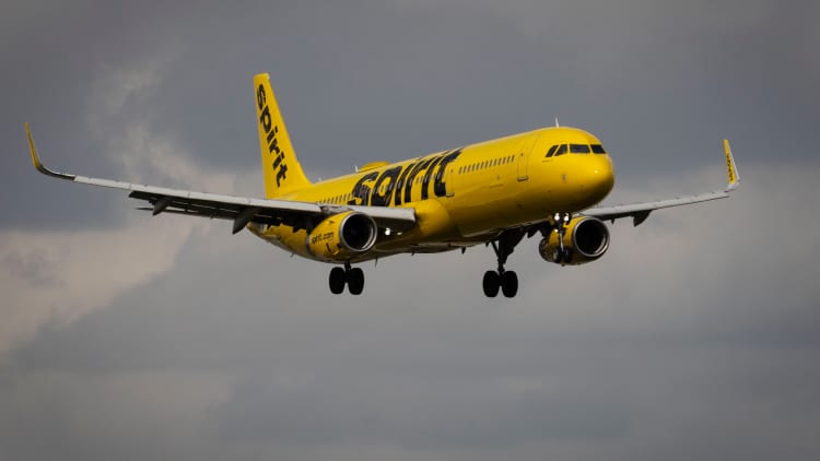 Spirit Airlines fate shaky after avoiding hard decisions in bankruptcy